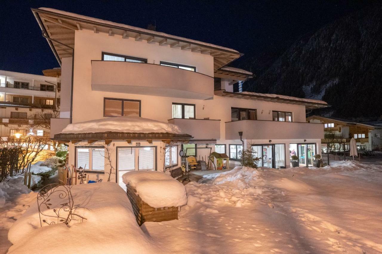 Appartement Partoll Mayrhofen Exteriör bild